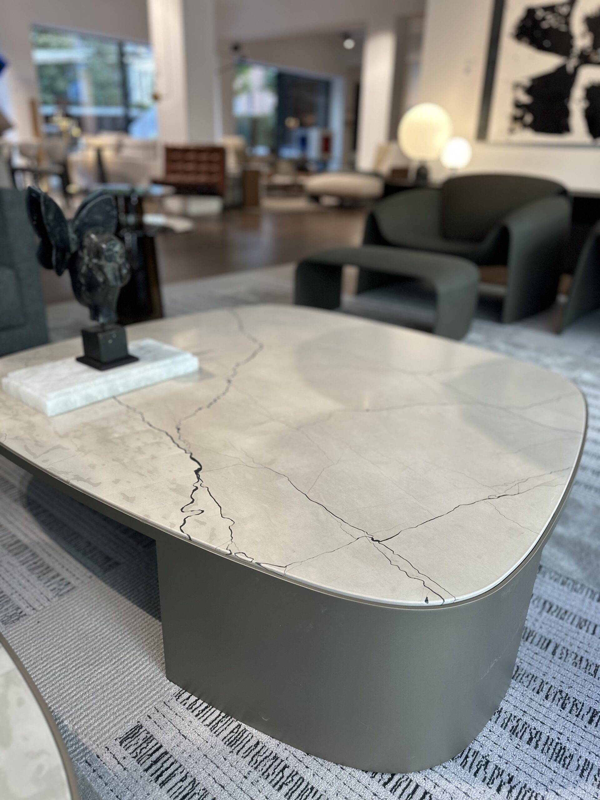 MESA CENTRO 'KOISHI' POLIFORM