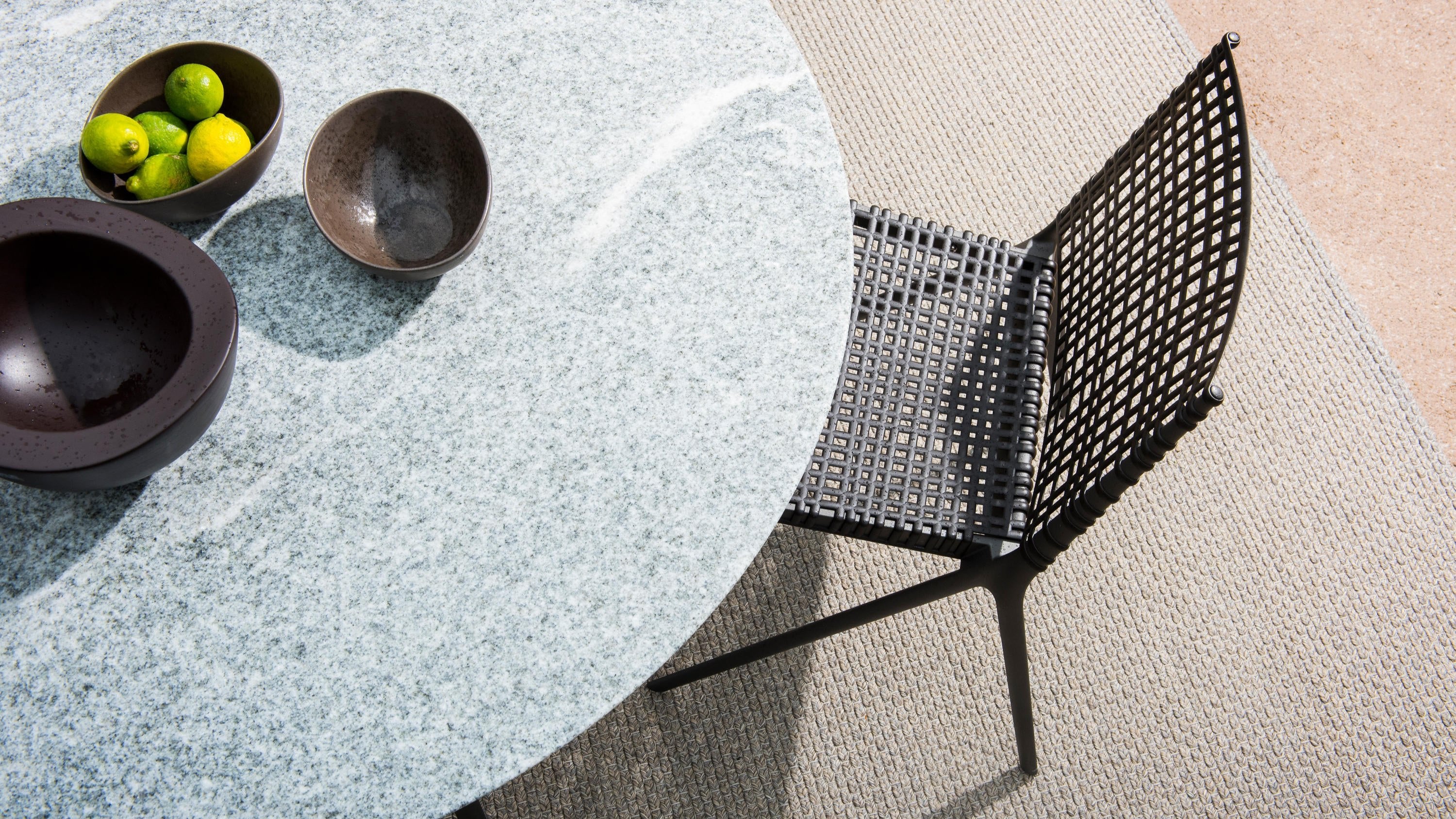 Branch outdoor dining chair