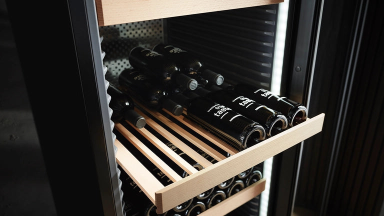 Vario Wine Cellar 212.5 x 45.1 cm Series 400