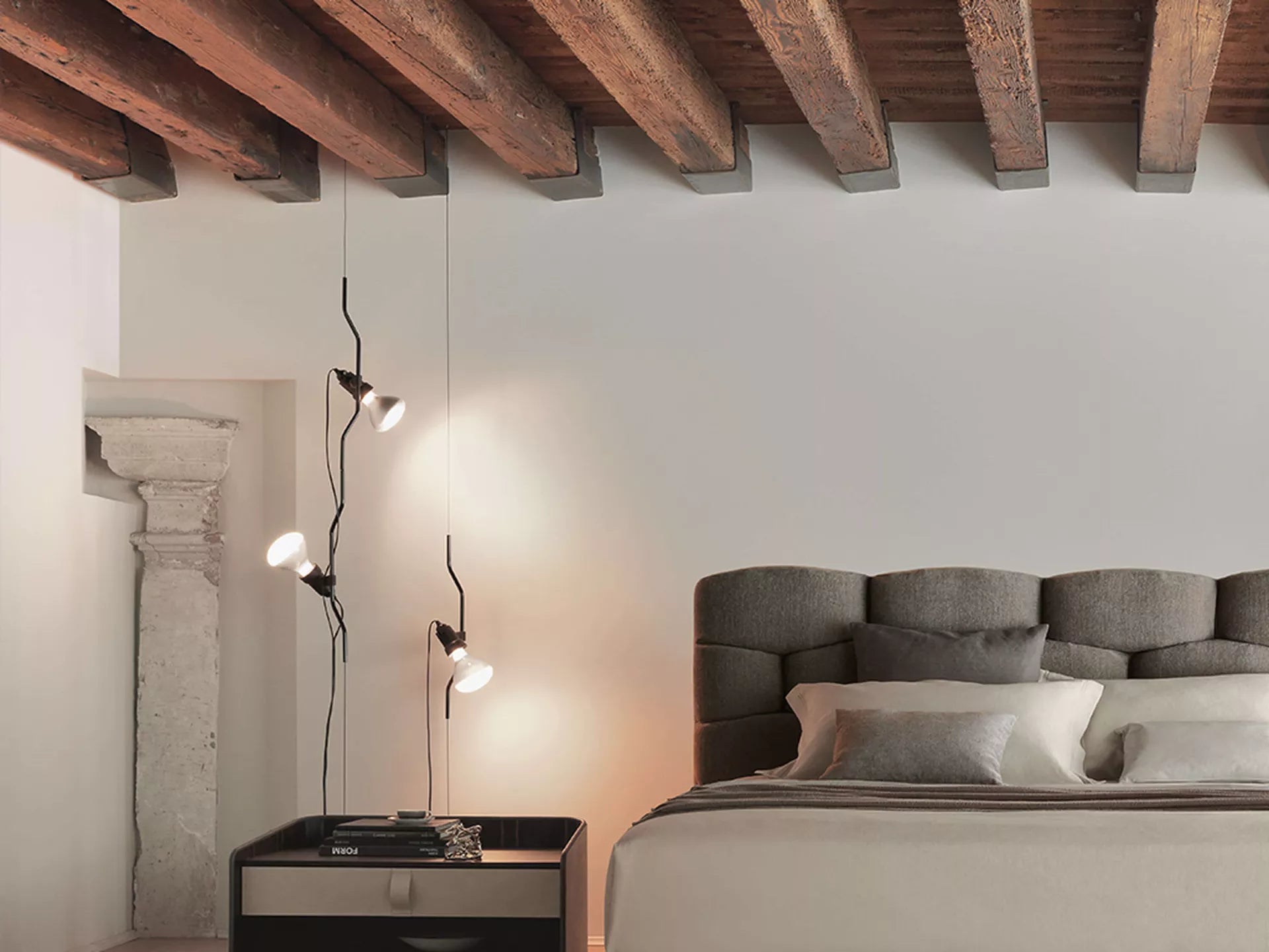 Parentesi floor lamp