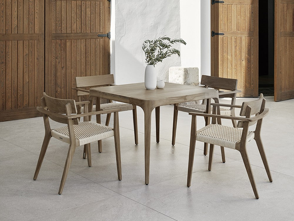 Mesa comedor cuadrada Paralel