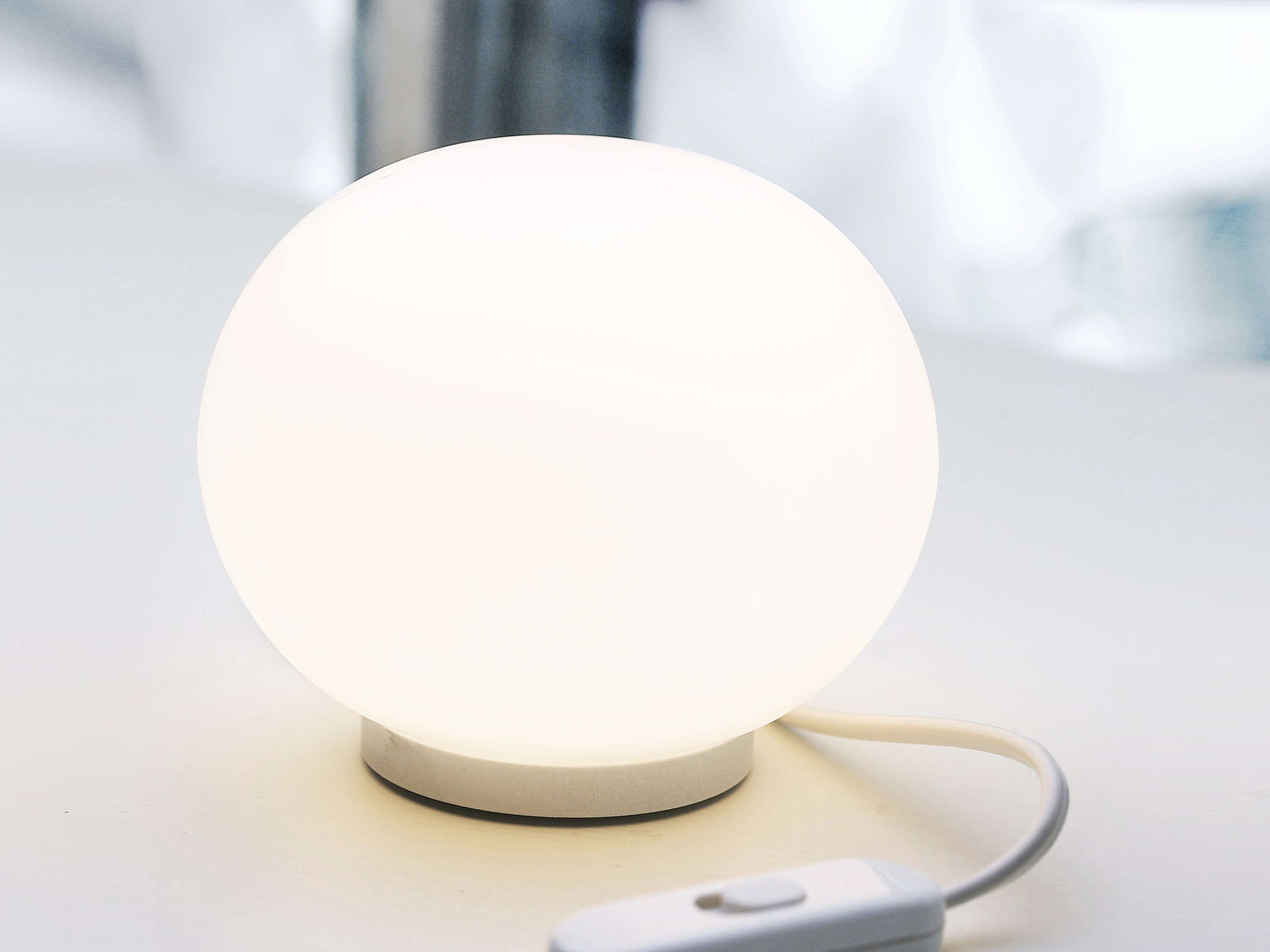 Mini Glo-Ball Table Lamp