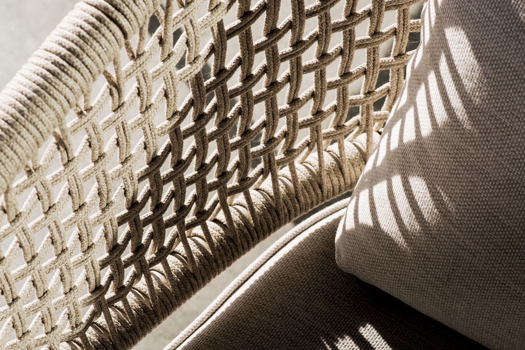 Tumbona de exterior CTR Meridienne con brazo a la izquierda