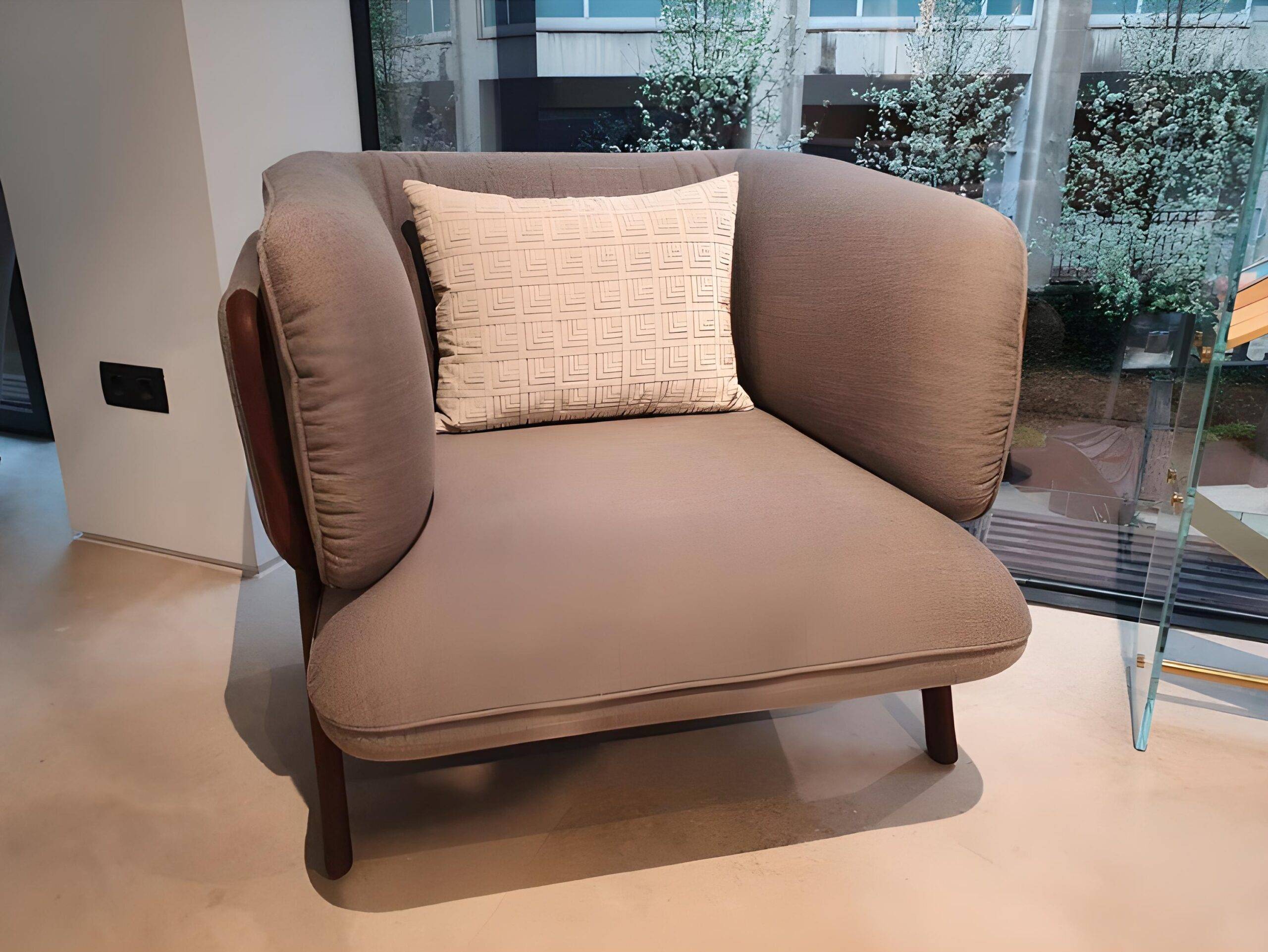 'STANLEY' SWORD SEAT