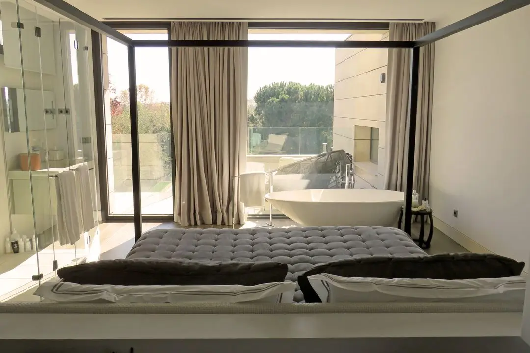 Un residencial de lujo con canal de nado, sauna y sala de cine, Gunni & Trentino Un residencial de lujo con canal de nado, sauna y sala de cine, Gunni & Trentino