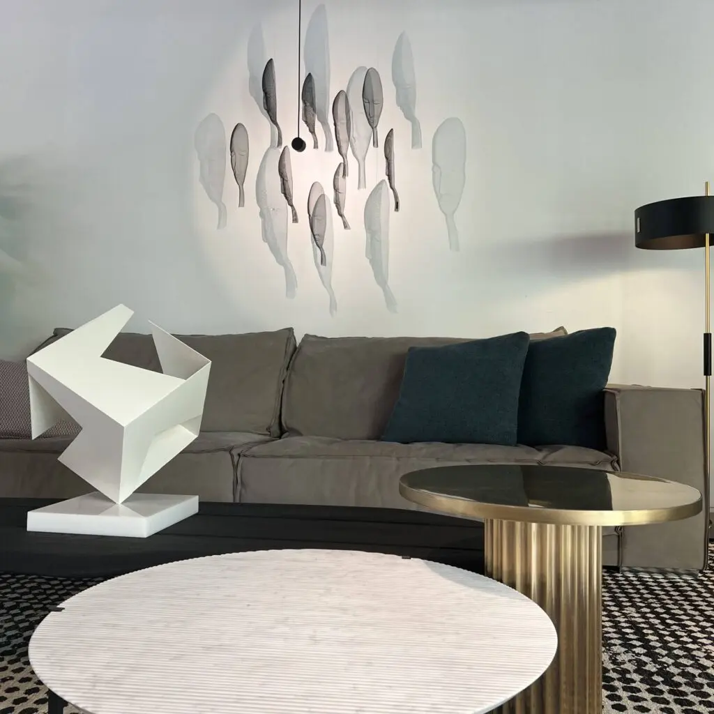 Nuevo diseño renovado en la recepción de nuestro showroom de Madrid, Gunni & Trentino Nuevo diseño renovado en la recepción de nuestro showroom de Madrid, Gunni & Trentino