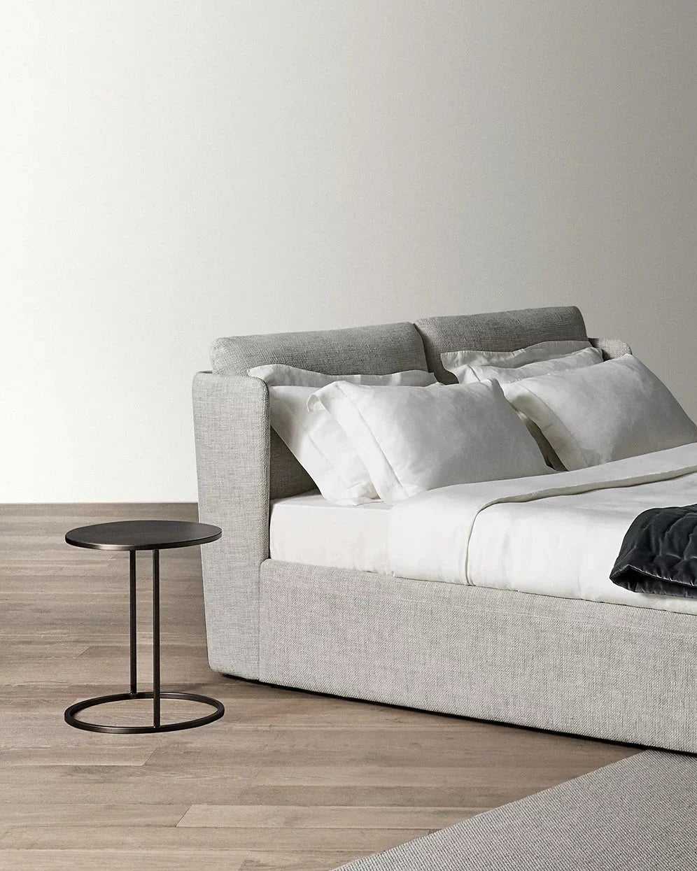 Meridiani | Contemporary Italian furniture | Gunni & Trentino