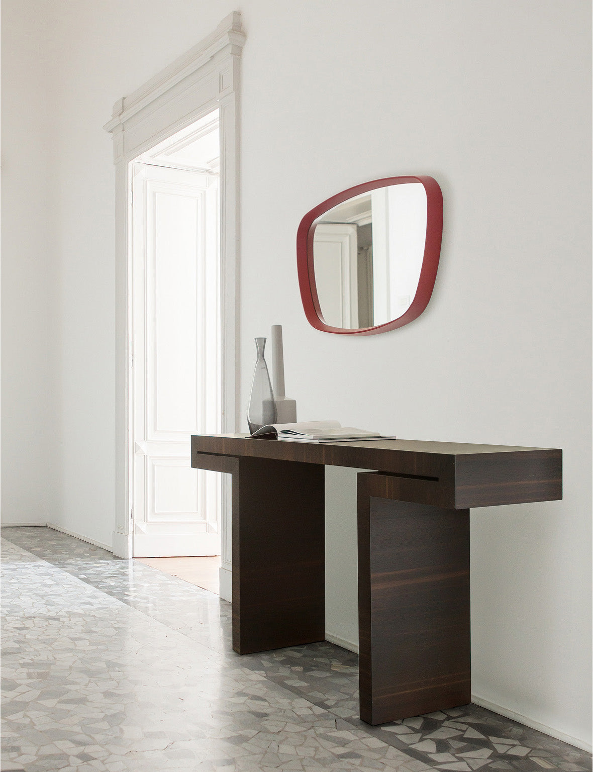 Miyabi console