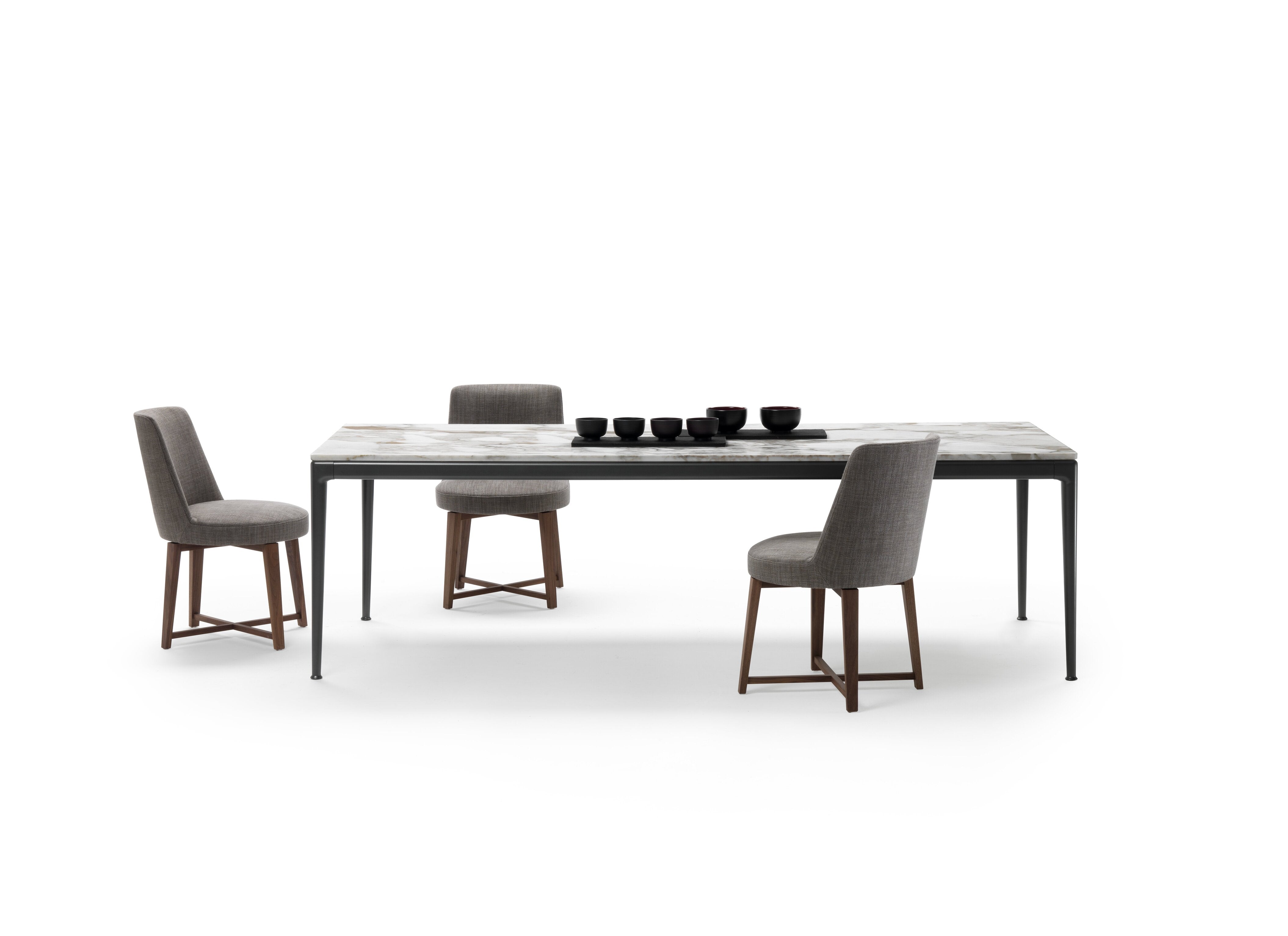 Pico dining table
