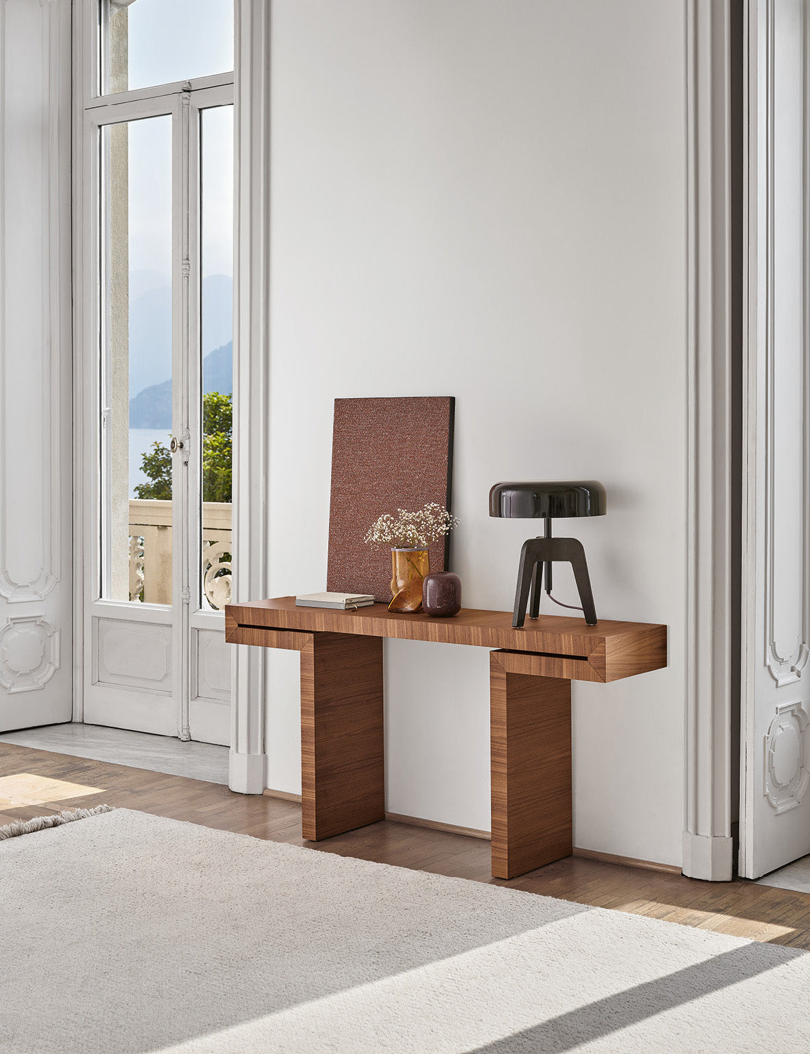 Miyabi console
