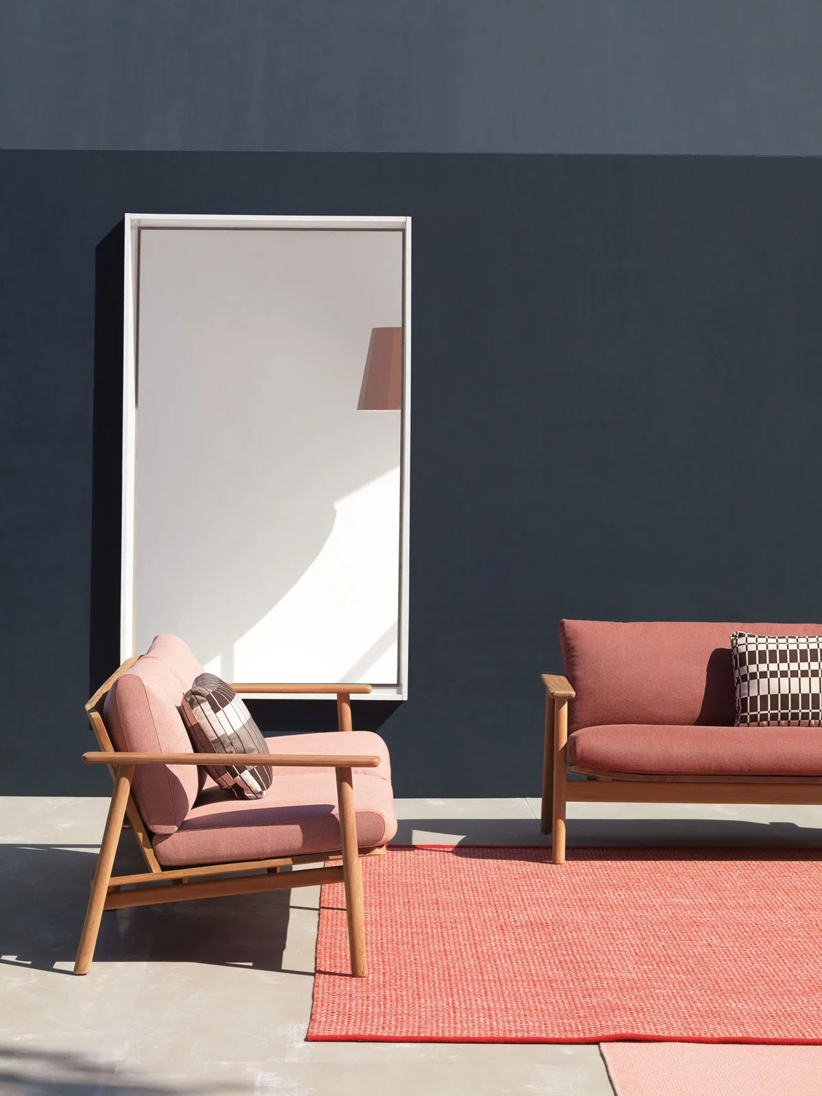 Living Riva 2-Seater Outdoor Sofa | Seat Cushion 03L