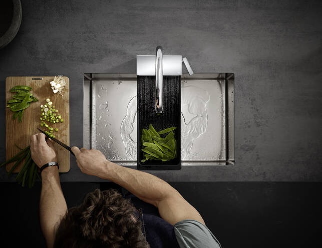 Single-lever kitchen mixer 170, pull-out spray, 3 jets without sBox Aquno Select M81