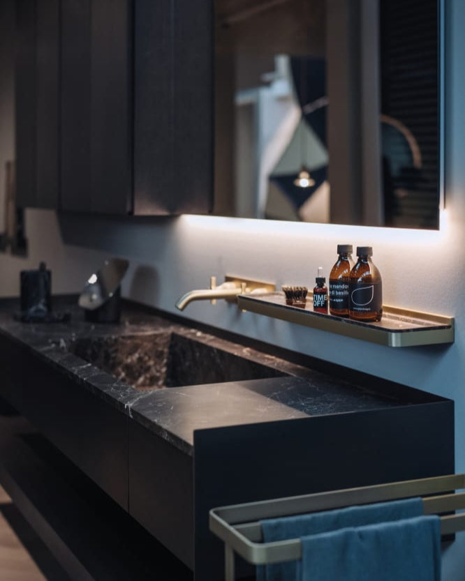 DR bathroom furniture