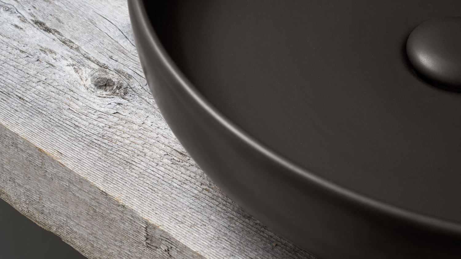 Le Bacinelle 45Ø round countertop washbasin