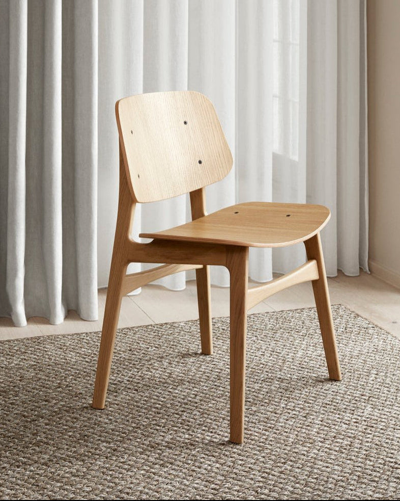 Søborg dining chair with wooden base