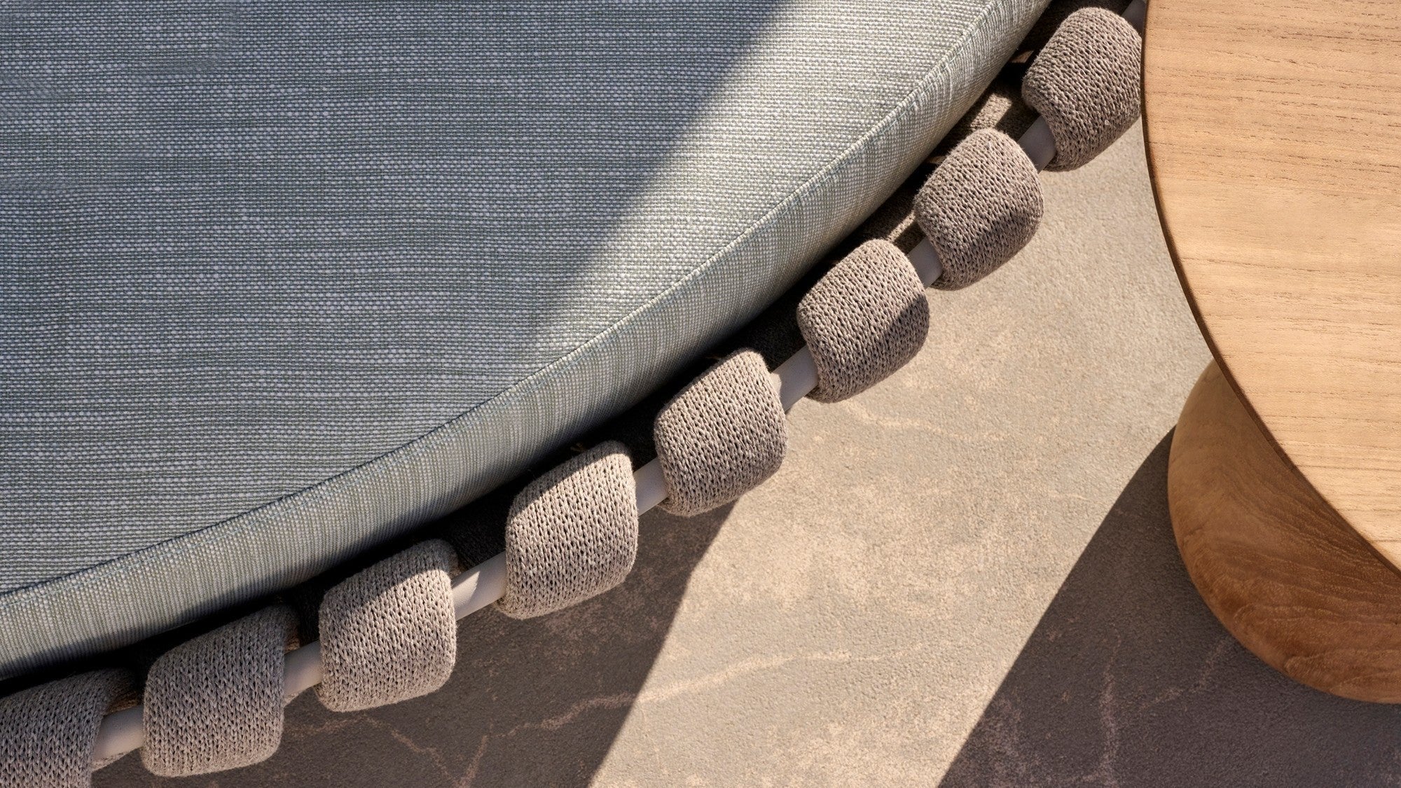 Tosca Outdoor Sofa Bed