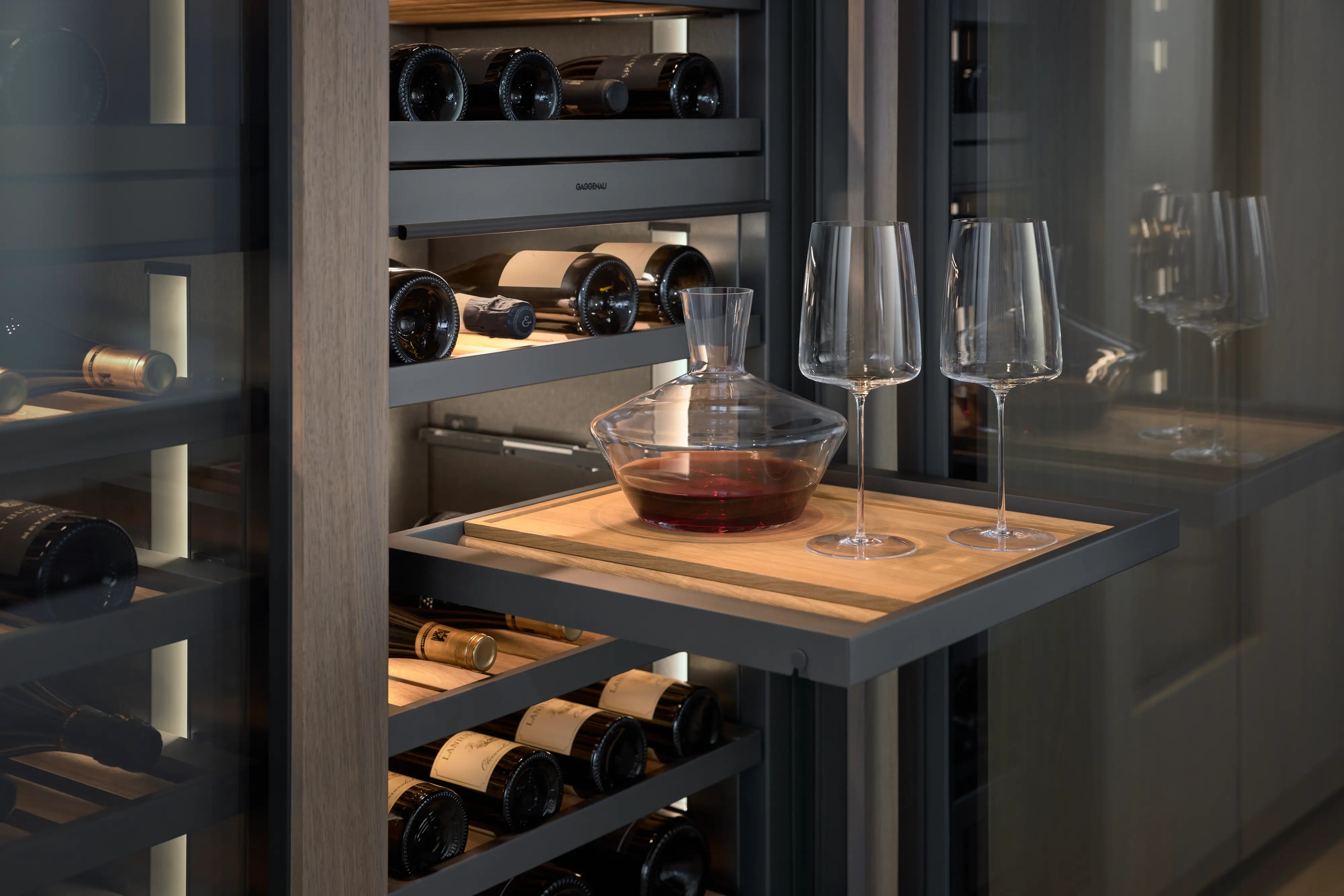 Vario Wine Cellar 212.5 x 45.1 cm Series 400