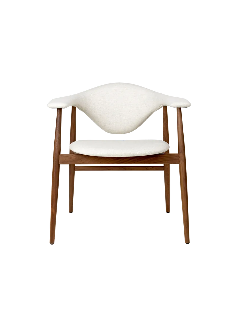 Masculo upholstered dining chair with wooden frame