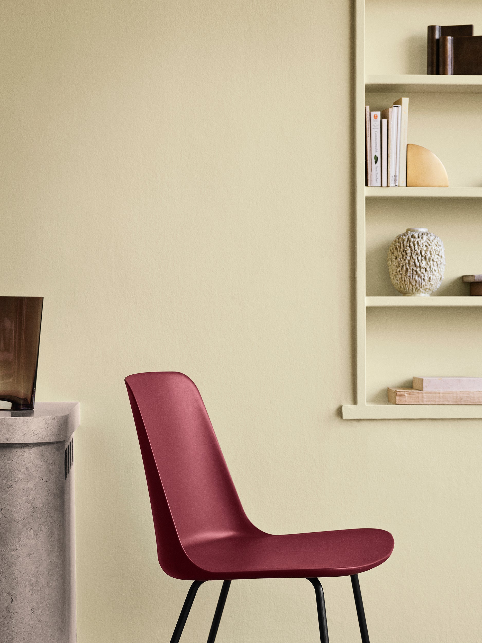 Rely HW6 dining chair