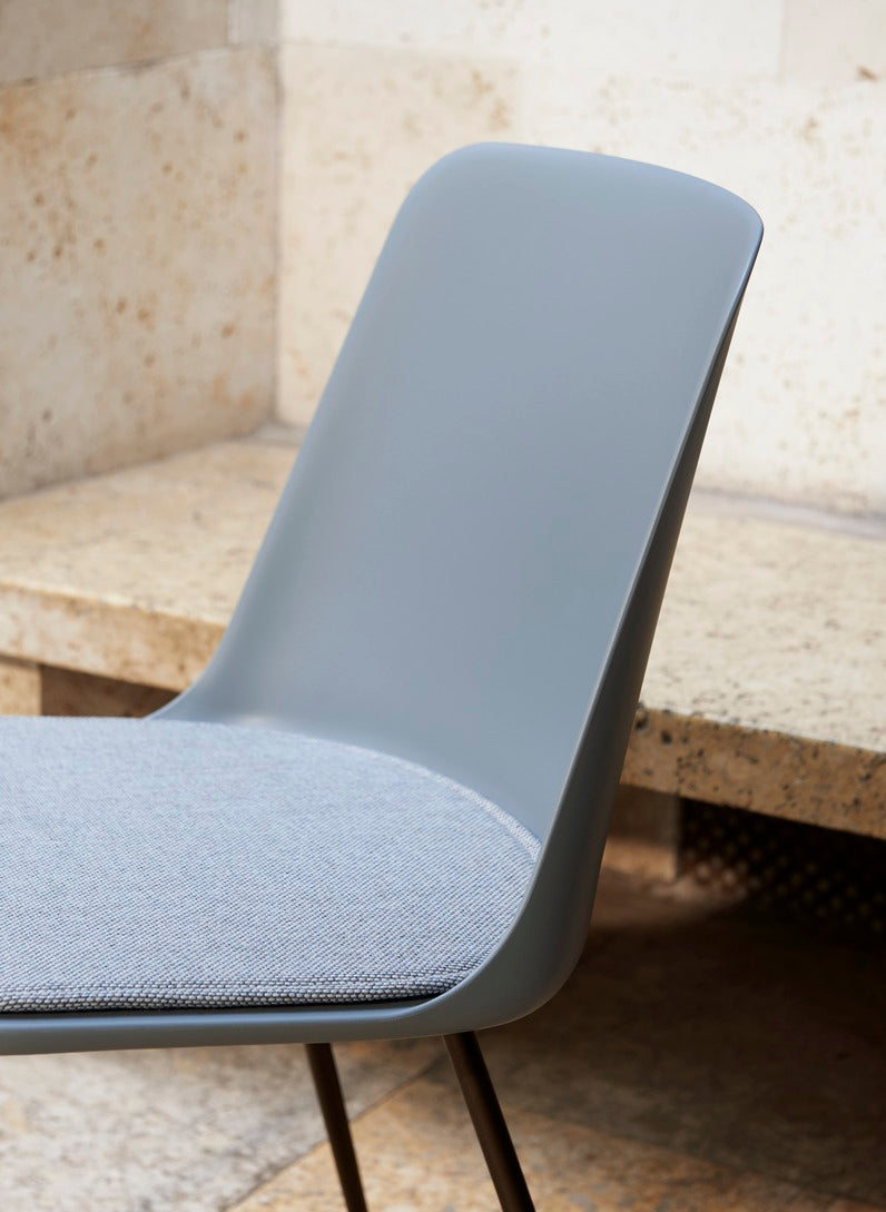 Rely HW6 dining chair