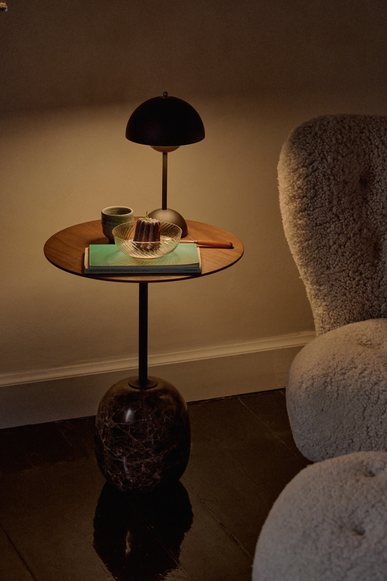 Mesa auxiliar Lato LN8