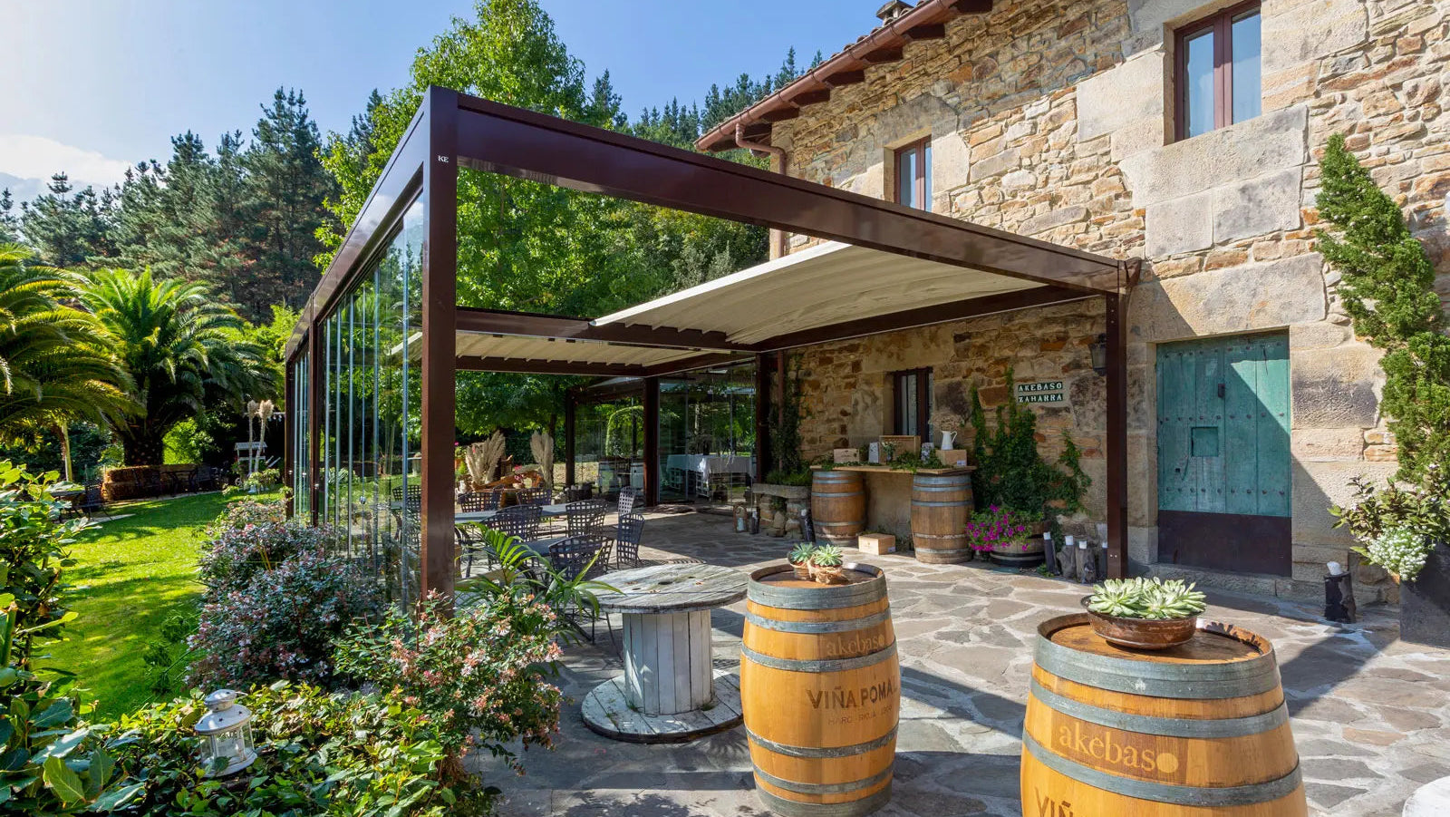 Pérgola con techo plano retráctil Isola 2 A
