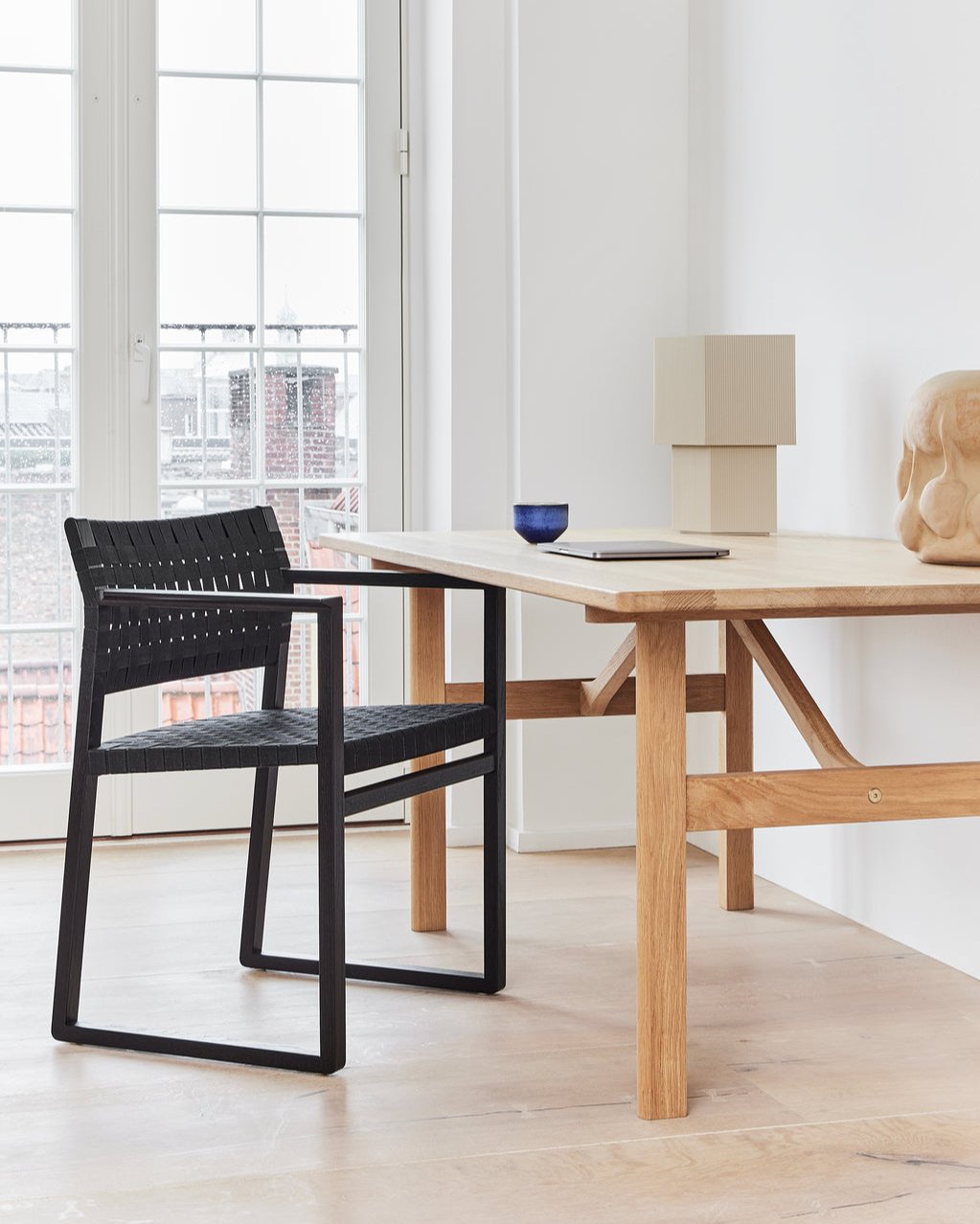 BM62 Linen Webbing Dining Chair with Armrests