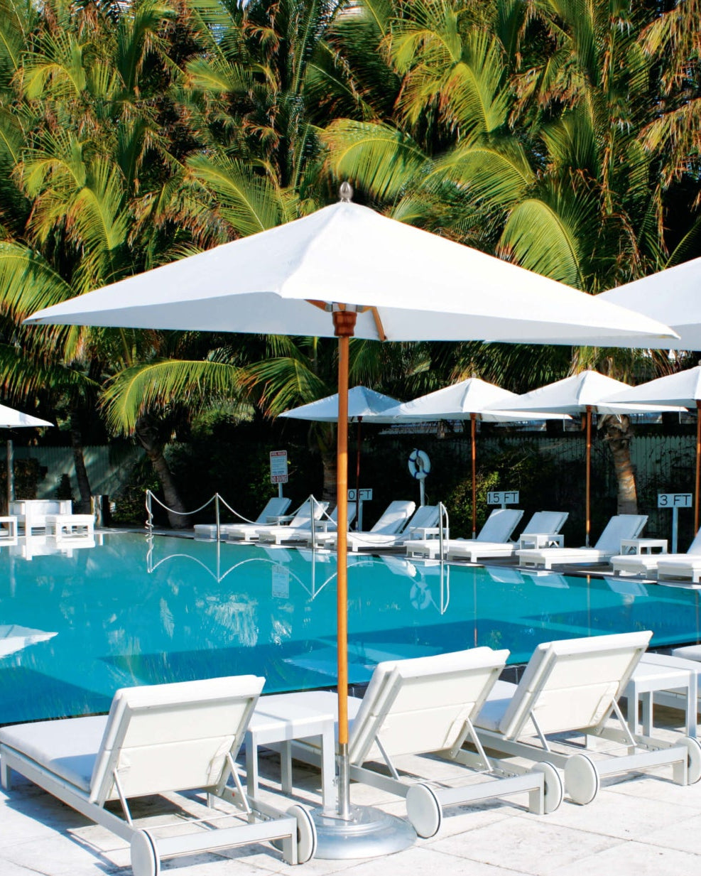 Parasol Bay Master M1 Maritime Hardwood