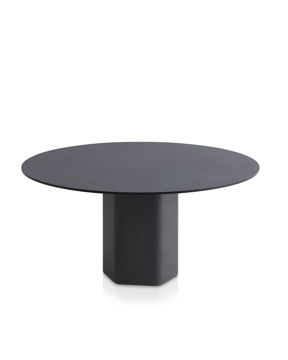Talo round outdoor dining table
