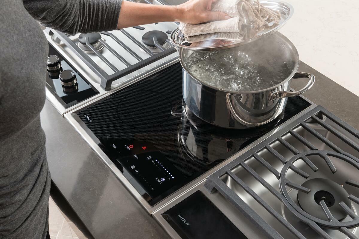 Placa de Gas Multifunción Transicional de 318 mm