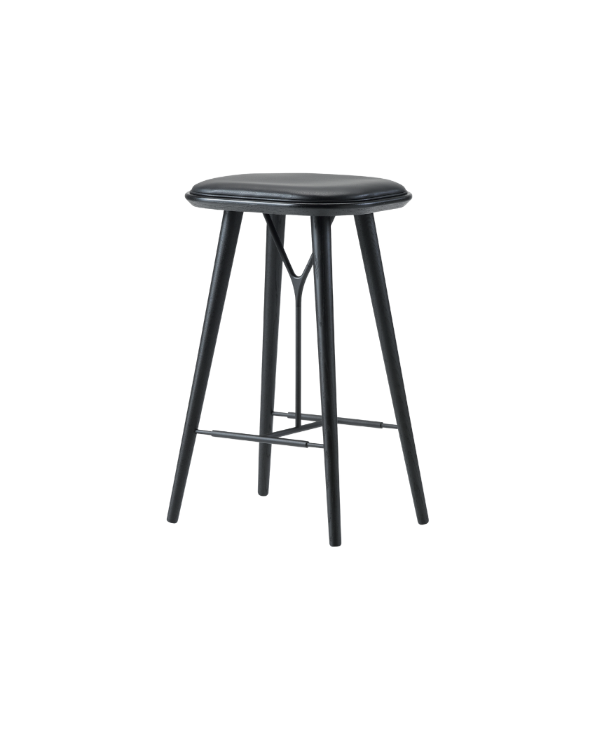 Spine stool with wooden base