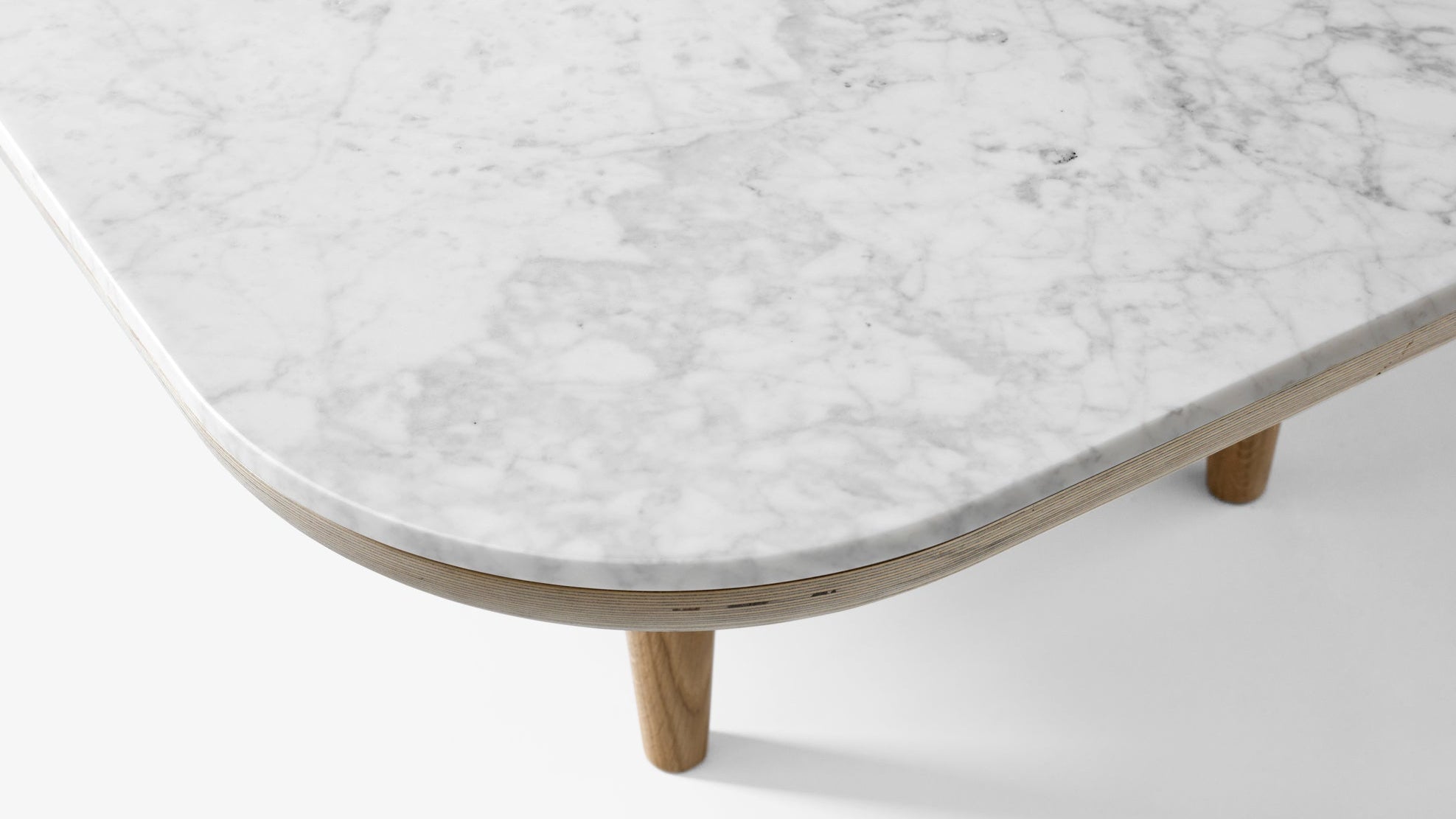 Fly SC4 coffee table