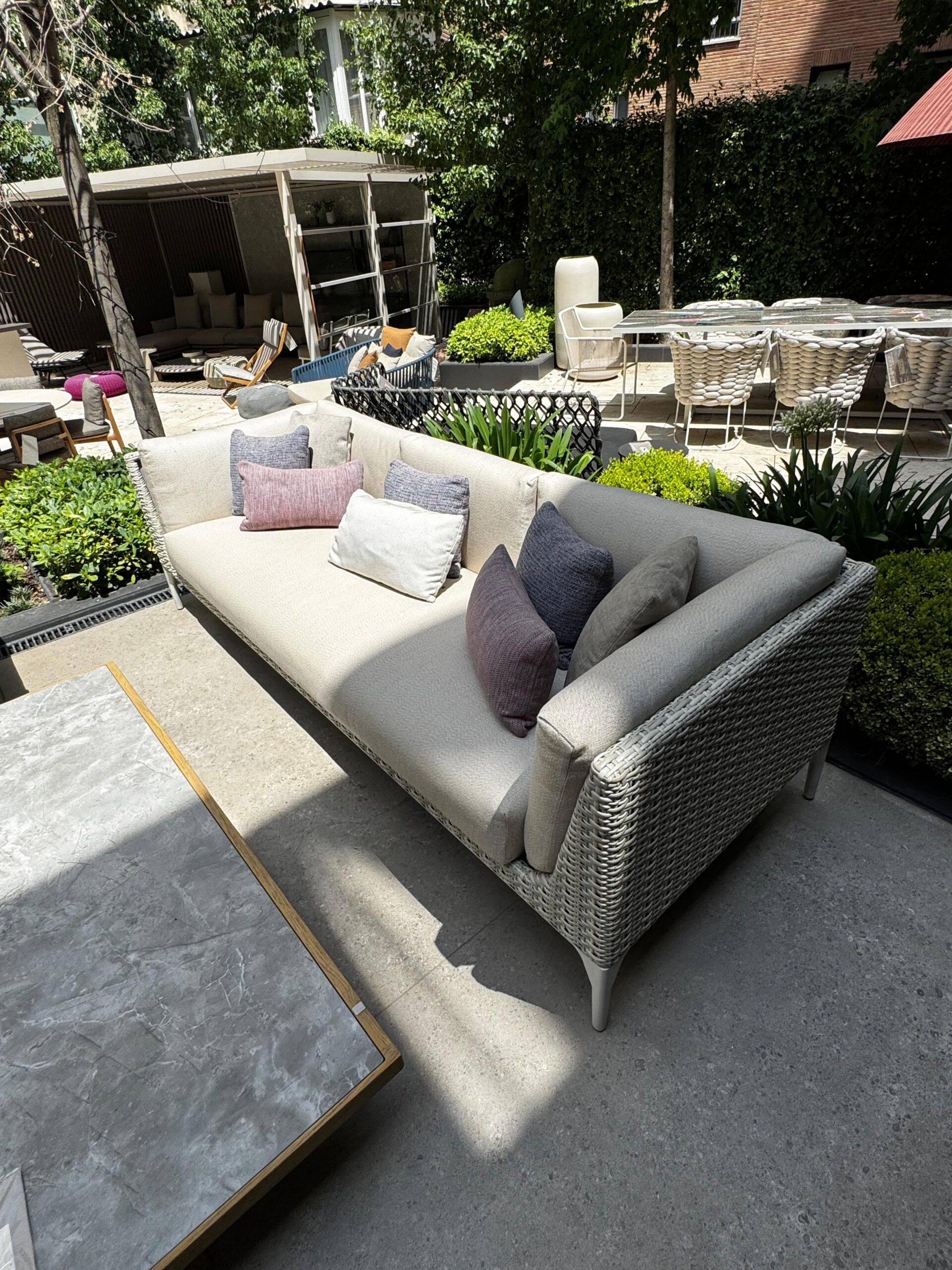 MU DAYBED LIPARI DEDON