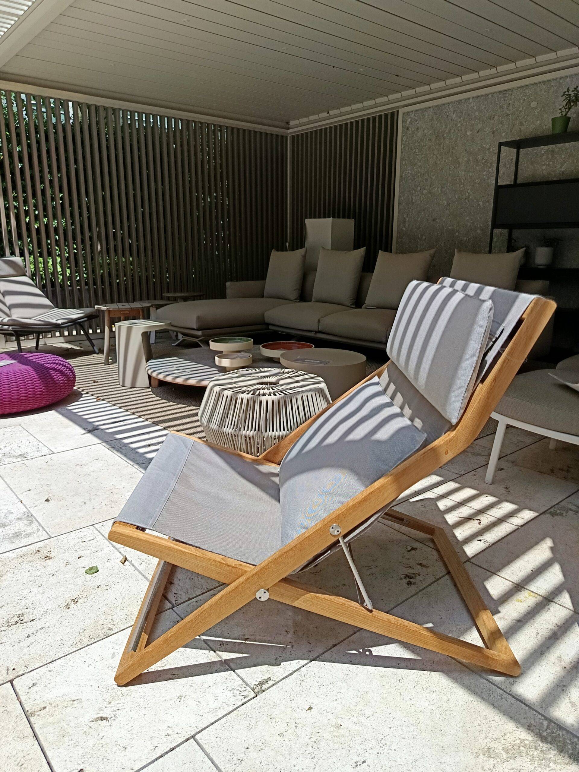 DEDON 'SEAYOU' FOLDING CHAIR