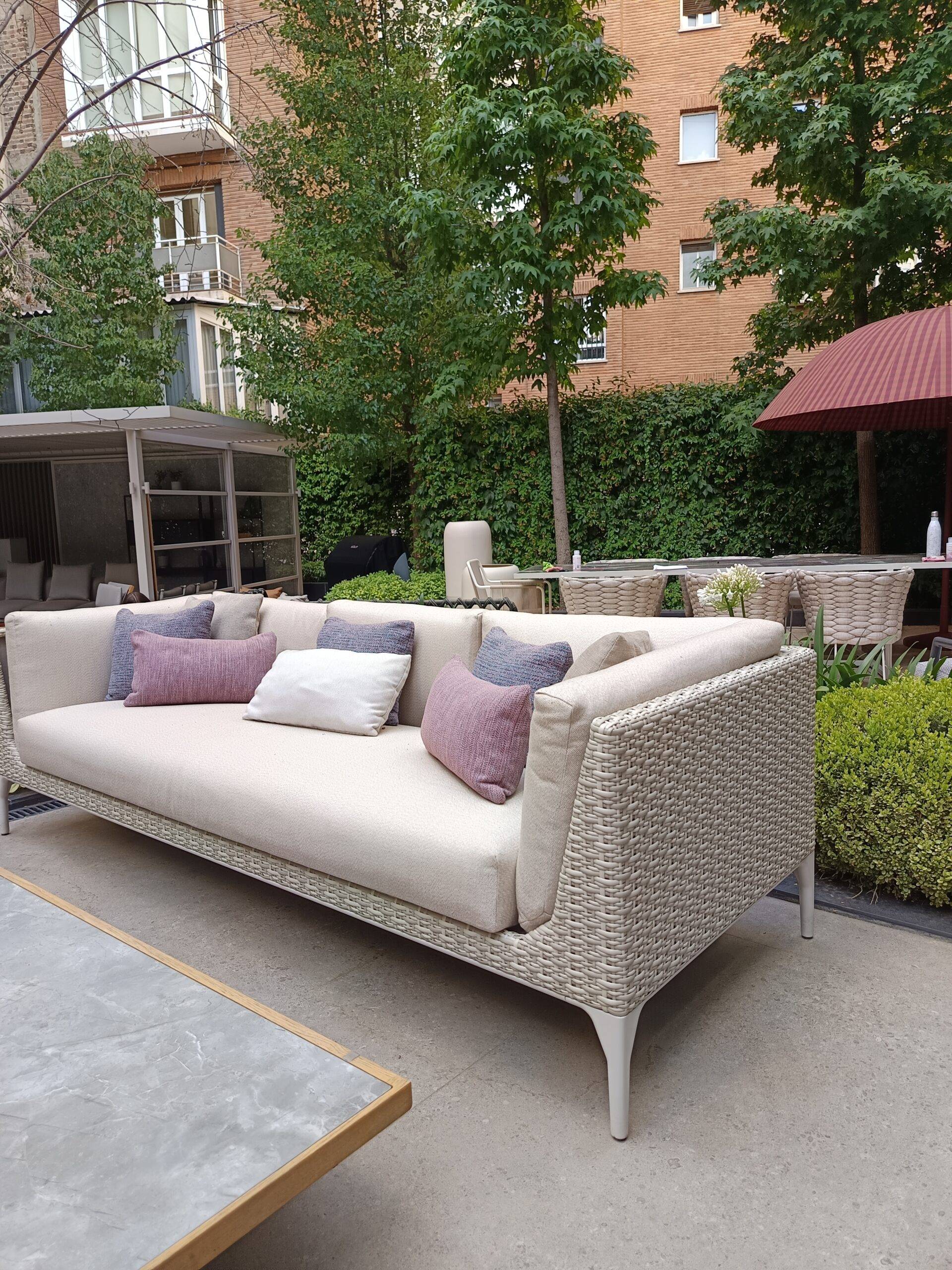 MU DAYBED LIPARI DEDON