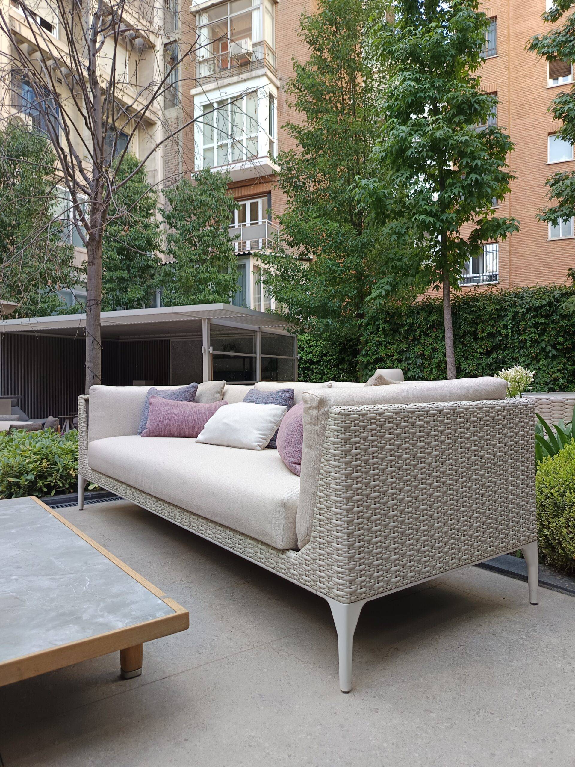 MU DAYBED LIPARI DEDON