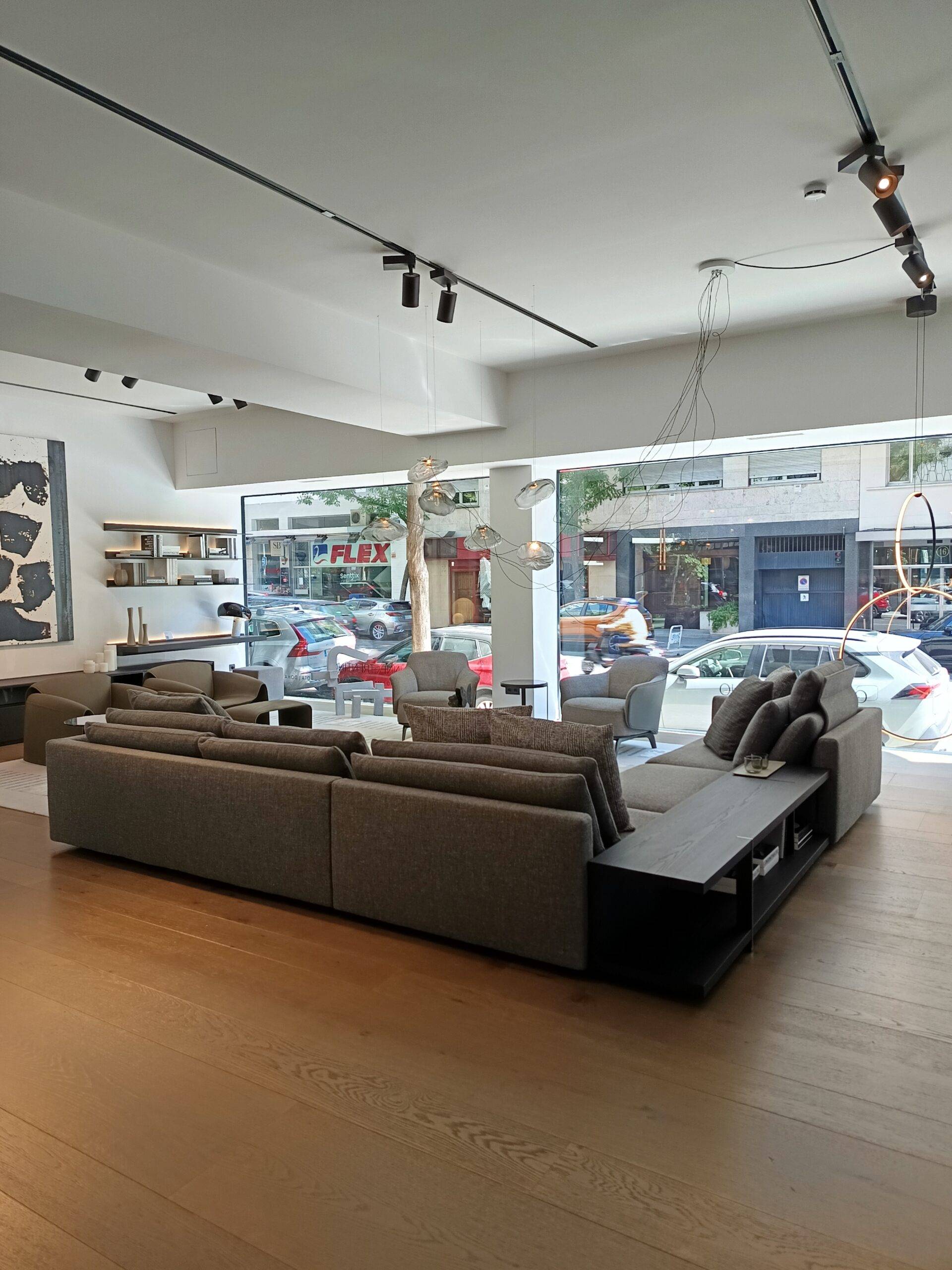 SOFA 'BRISTOL' POLIFORM