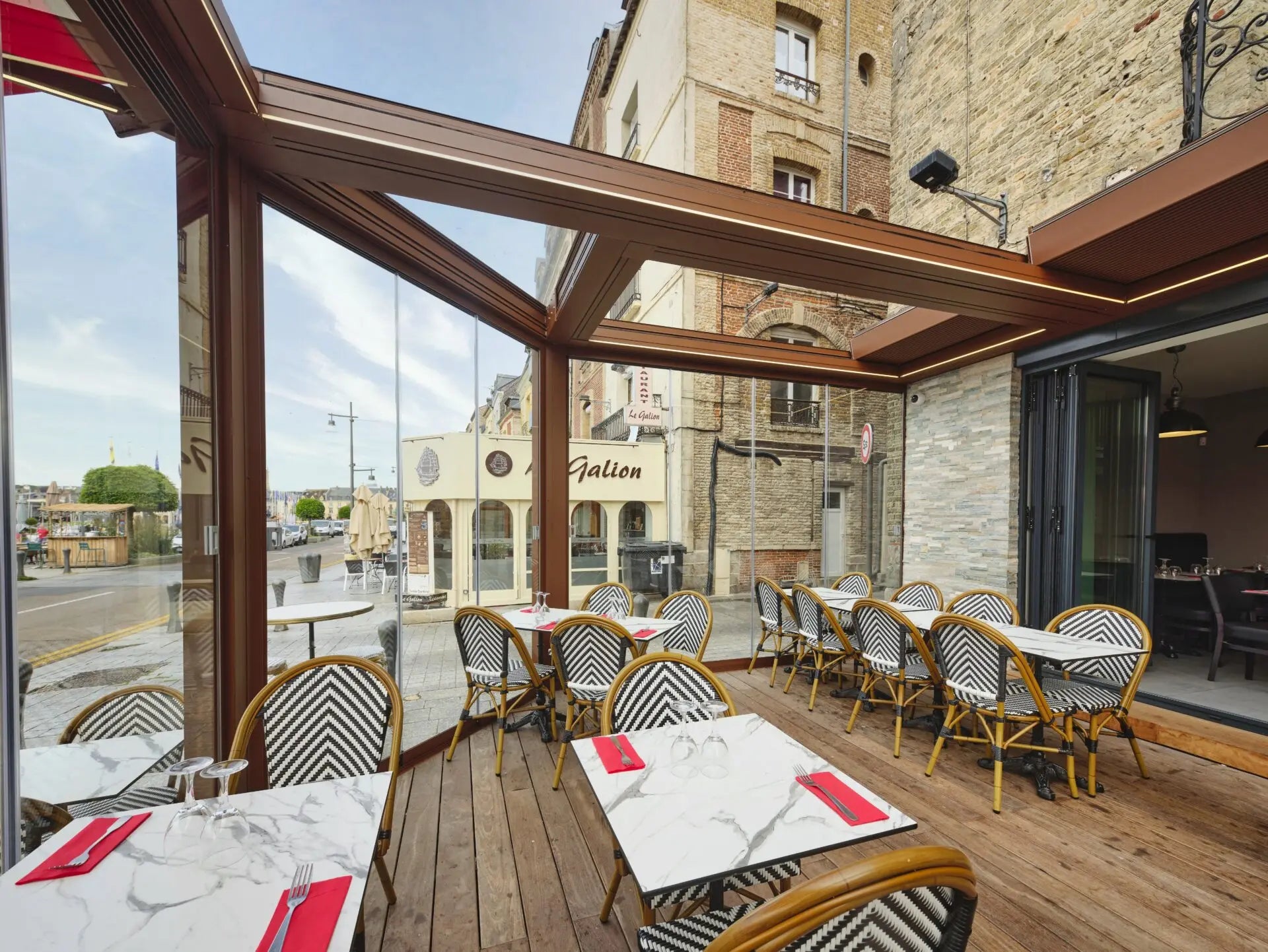 Toldo Qubica Light