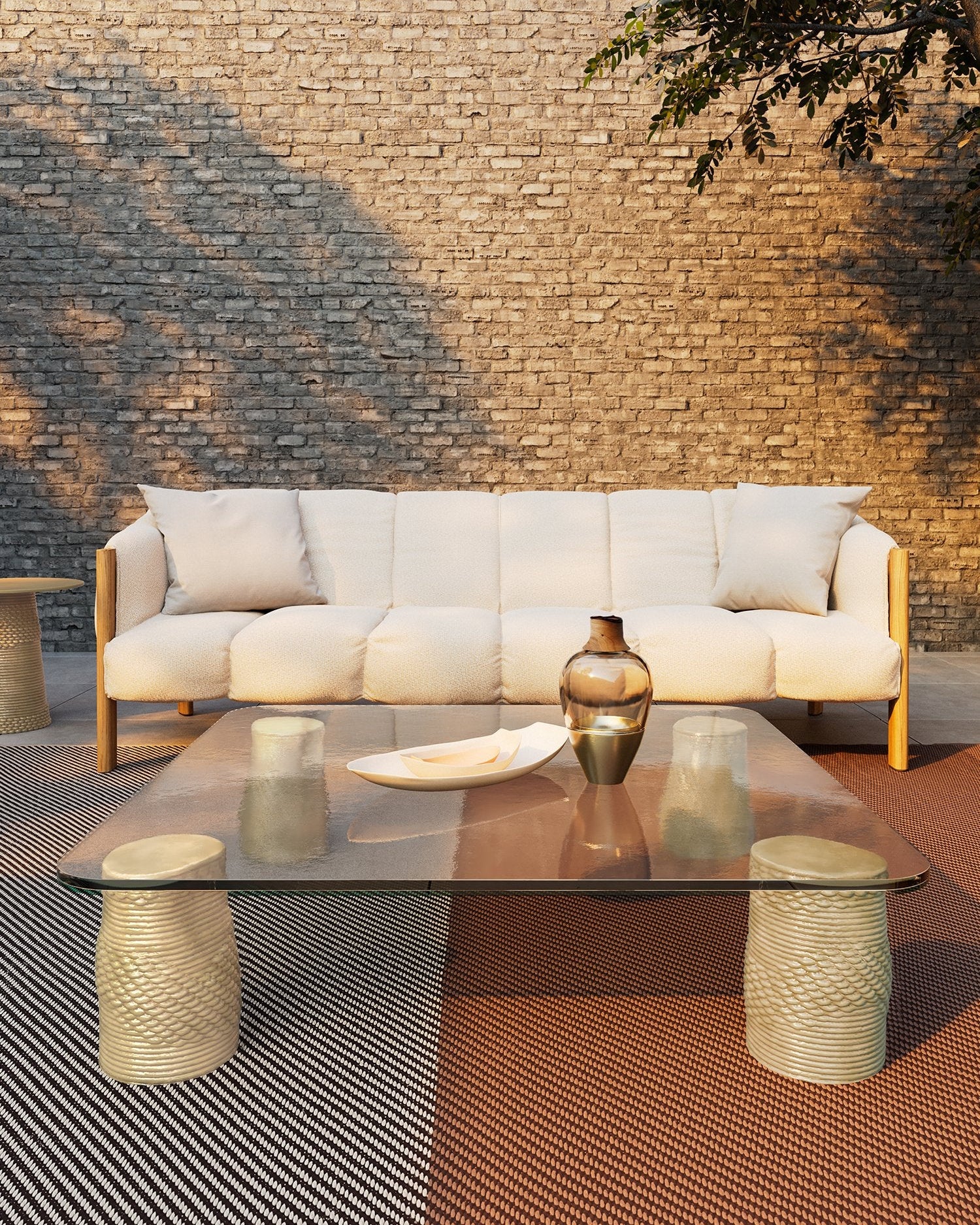 Plumon coffee table 120x120 | 388 Green Opal