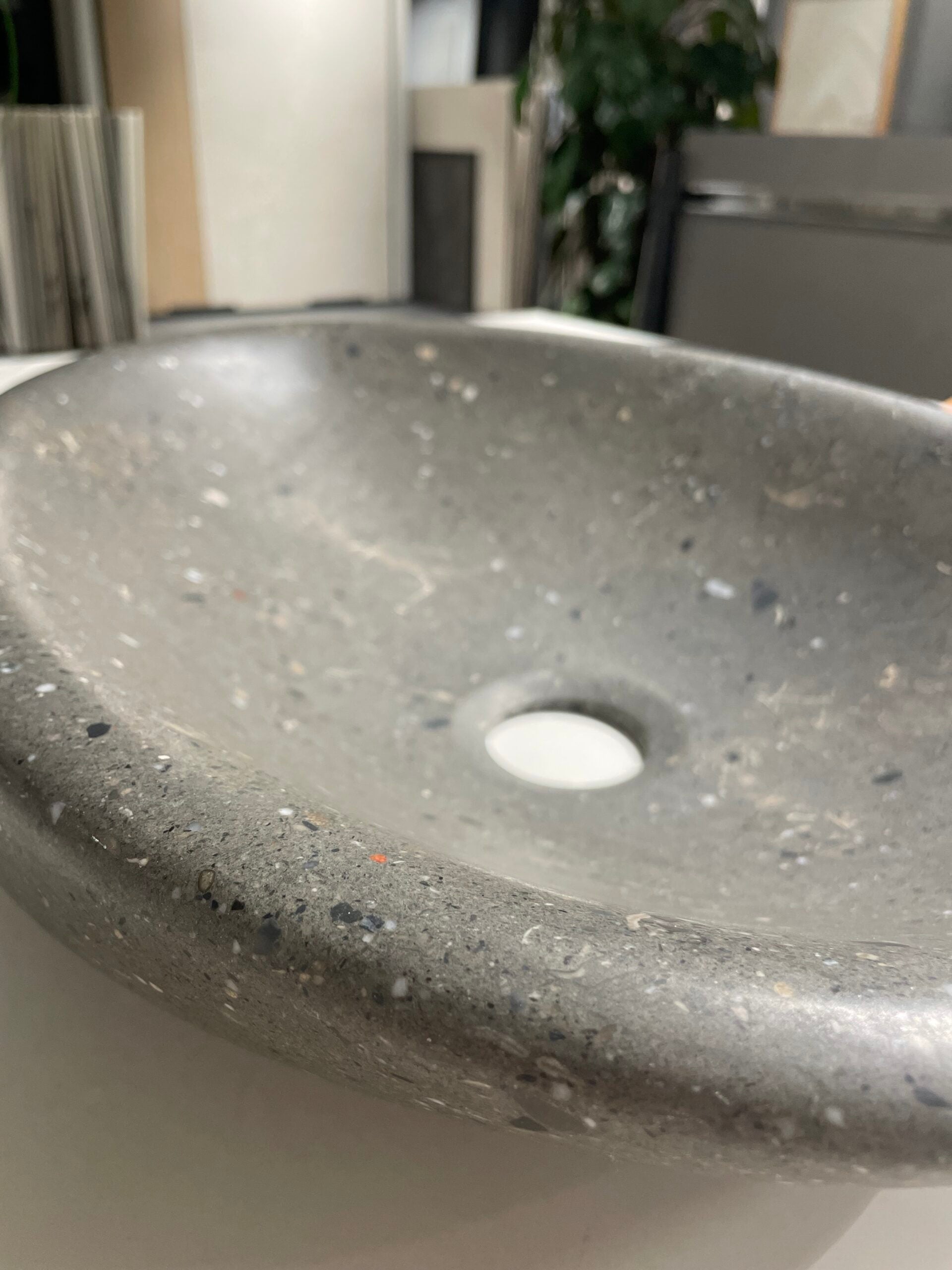 COUNTERTOP SINKS