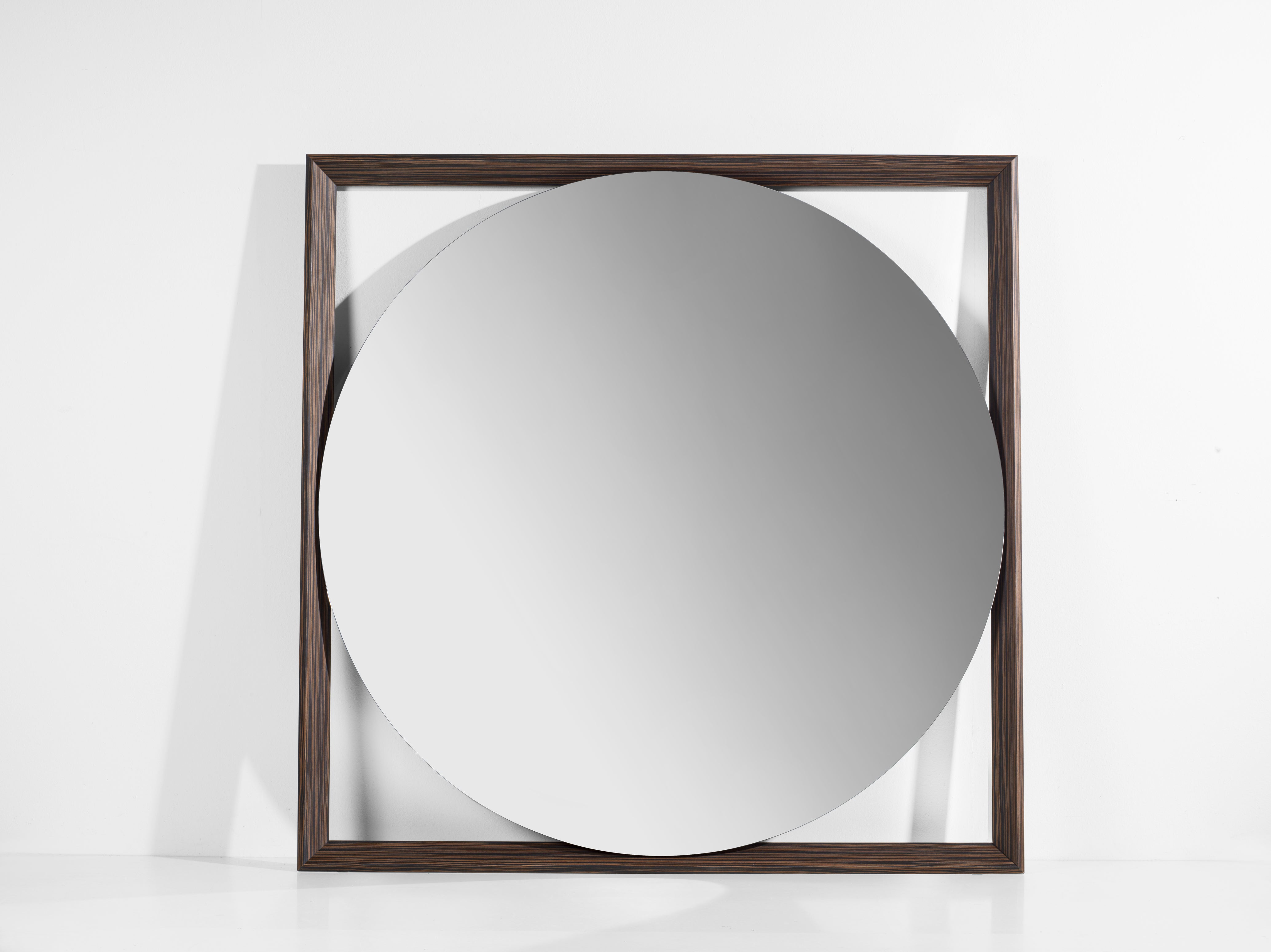 Odino Mirror