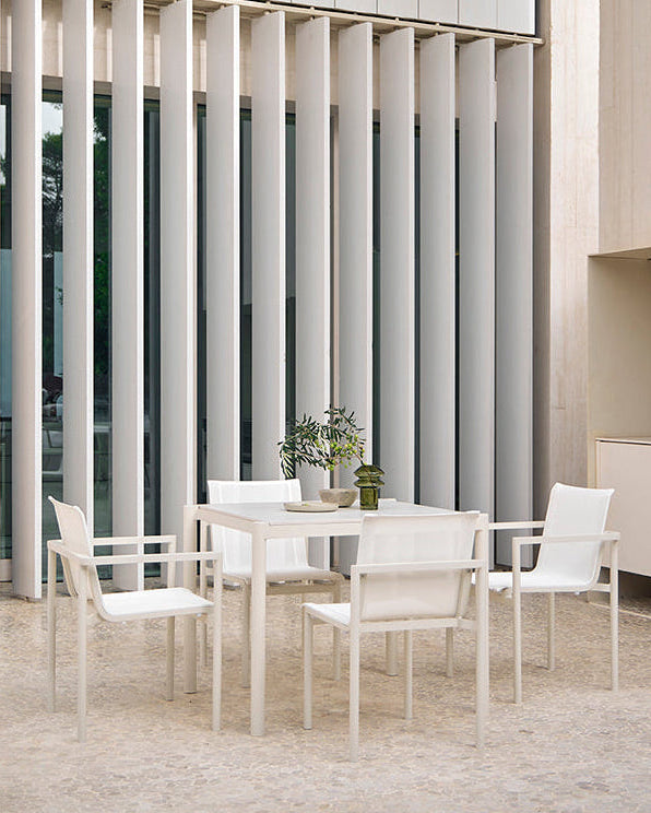 Mesa comedor cuadrada Origin