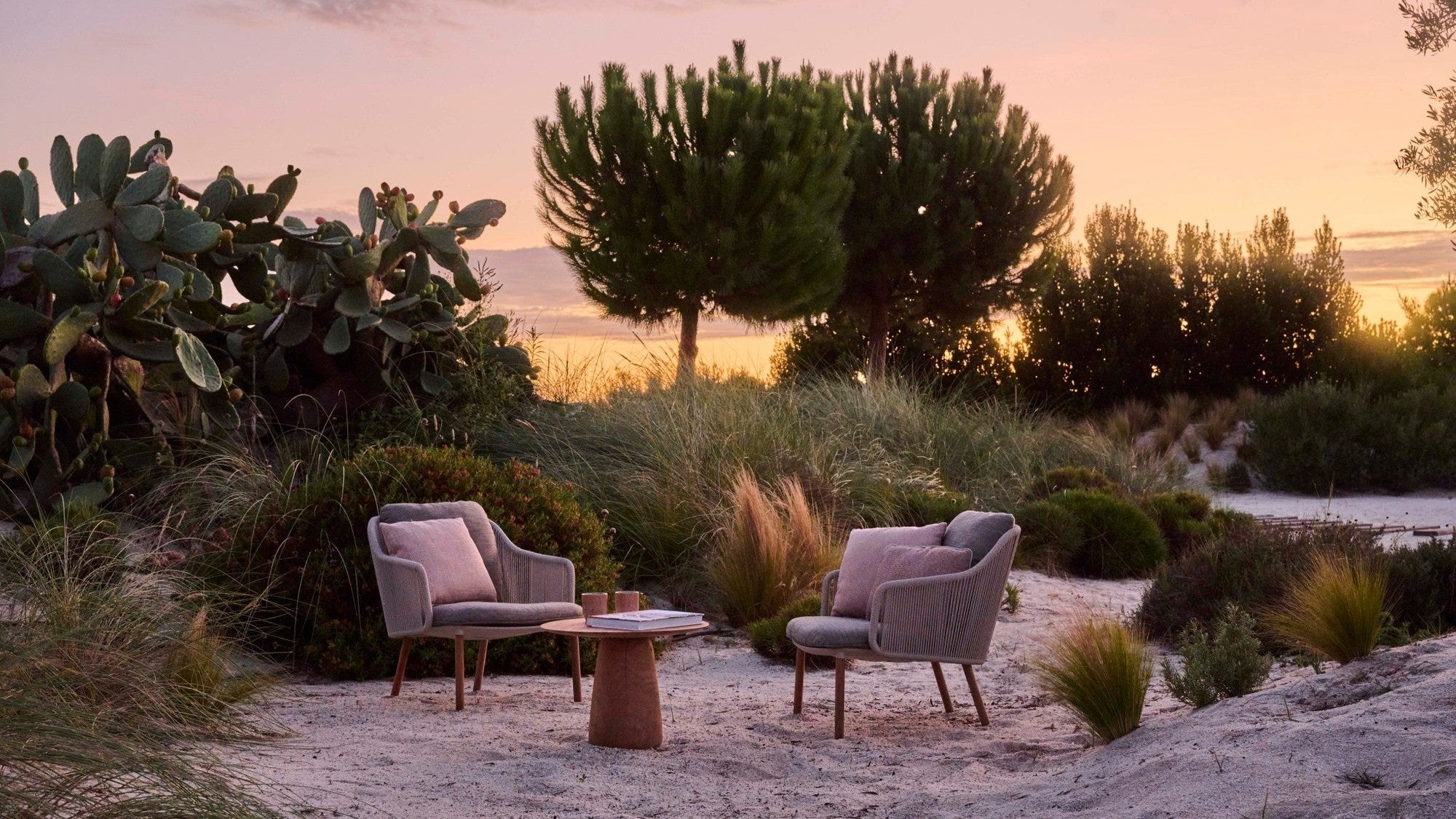 Senja outdoor armchair 