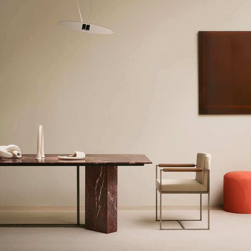 Mesa de comedor Plinto