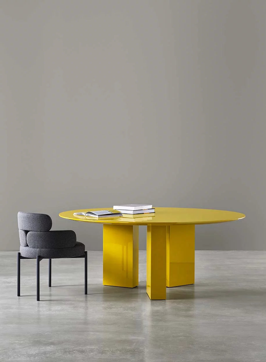 Mesa de comedor Plinto