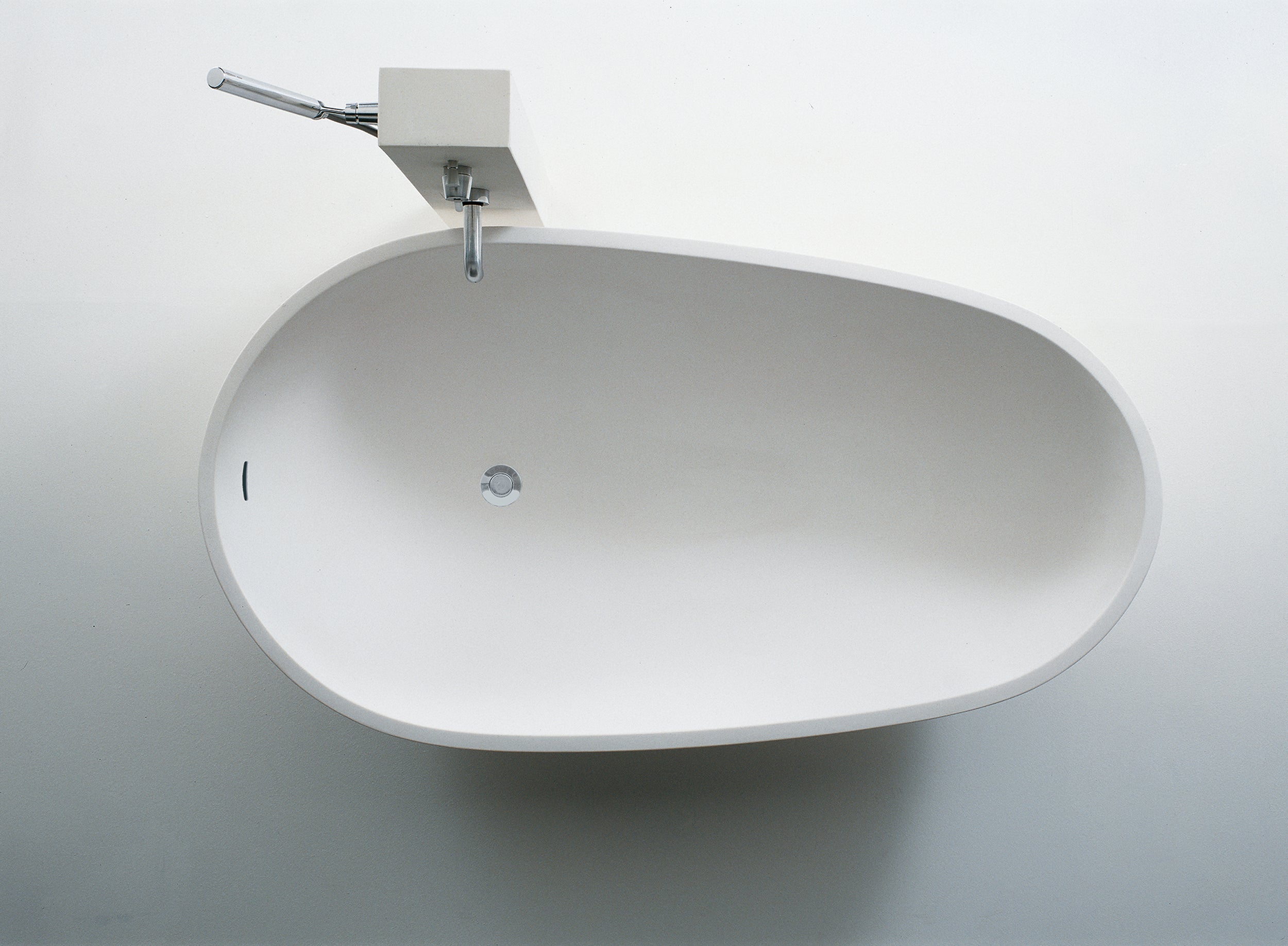 Spoon Freestanding Bathtub