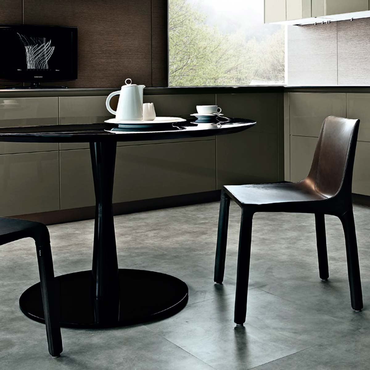 Silla de comedor sin reposabrazos Manta