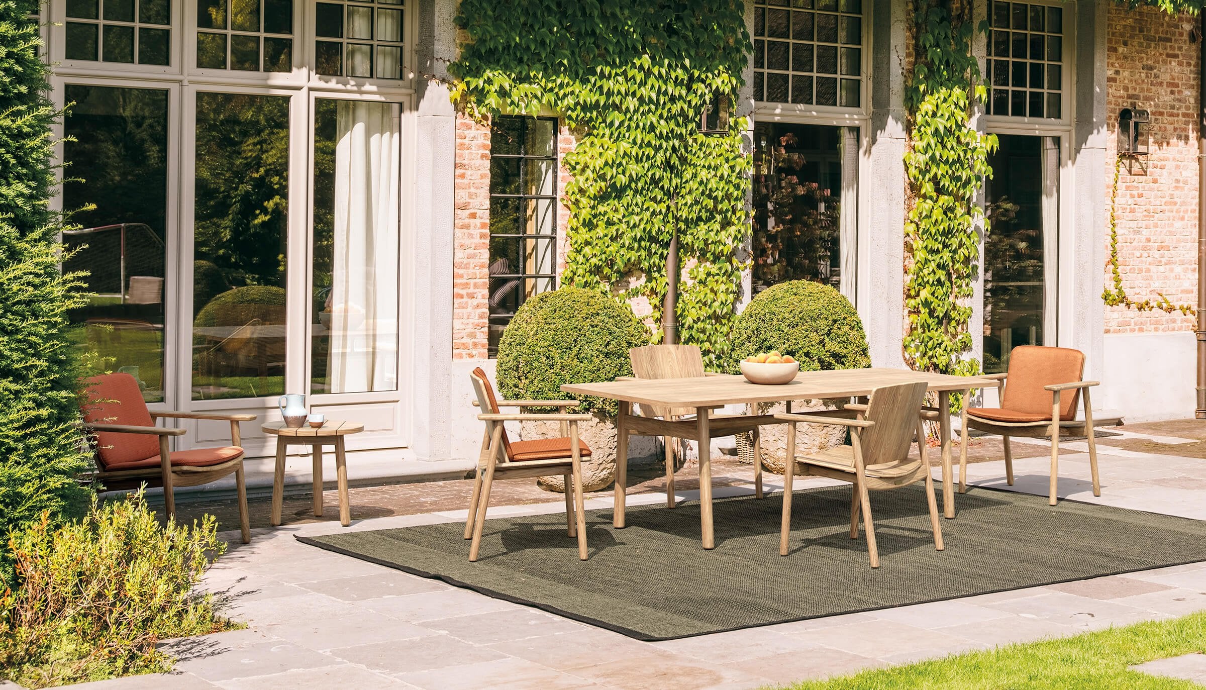 Sillón de 1 plaza Riva | Asiento 61L | Cojín decorativo 14L