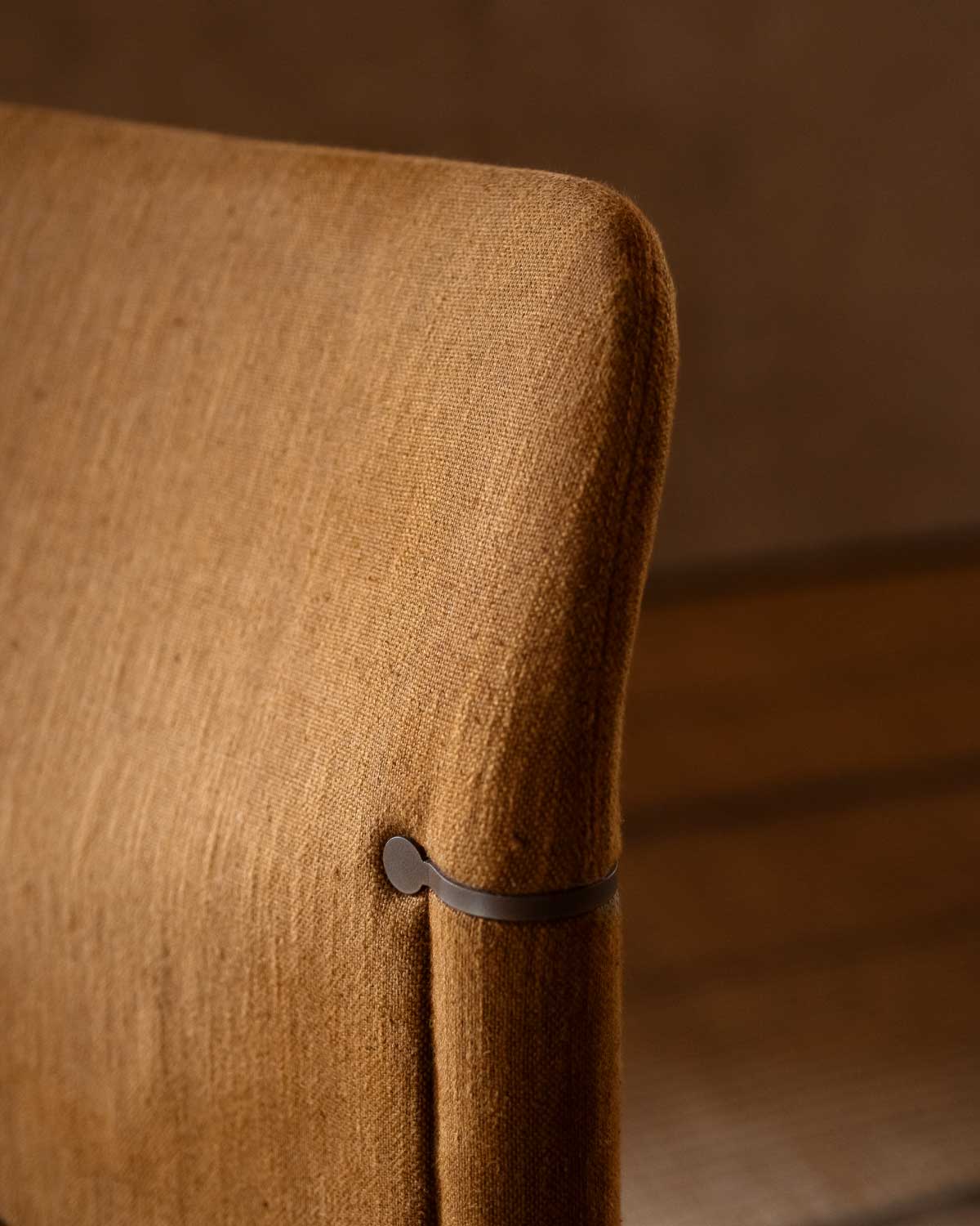 Sempronia dining chair