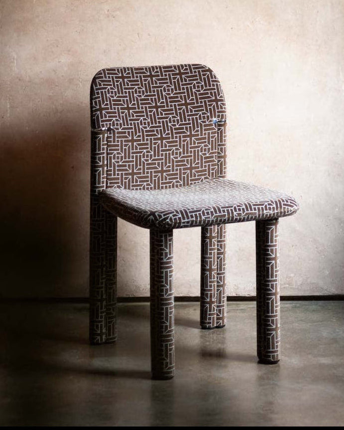 Sempronia dining chair